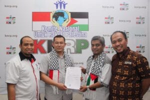 Penyerahan donasi dari knrp banten 2