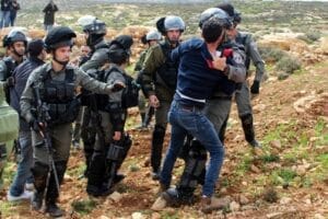 Penjajah israel Tangkap 495 Warga Palestina Selama Juni