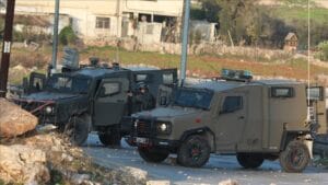 Thumbs b c a9b3c11dfacb536ae2e8970703604b4c