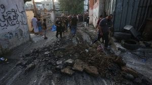 Pasukan israel serbu dan rusak kamp pengungsi palestina di tepi barat