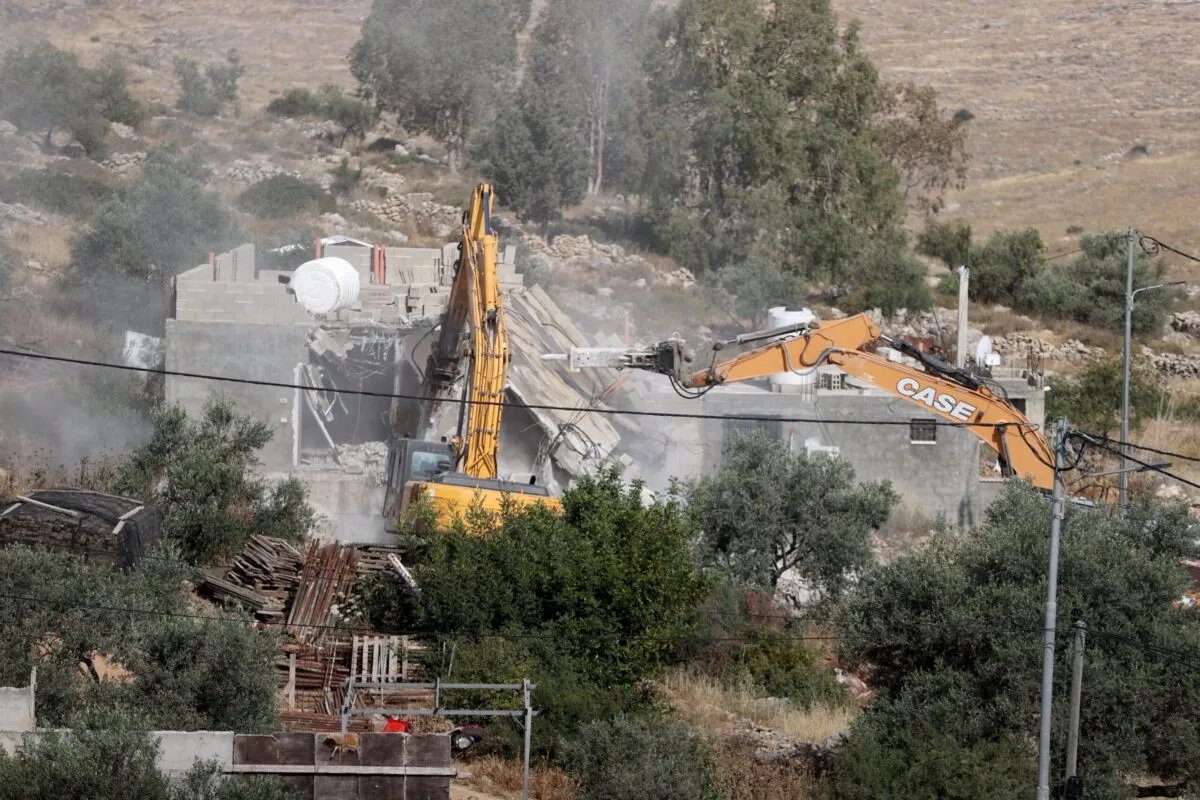 Penggusuran tepi barat